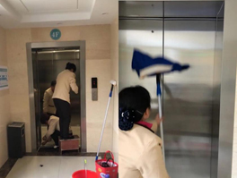 不銹鋼電梯廂怎么保養(yǎng)？
